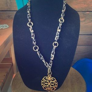 Fashion necklace